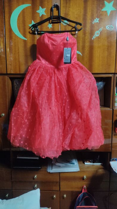 Продам вечерние платья