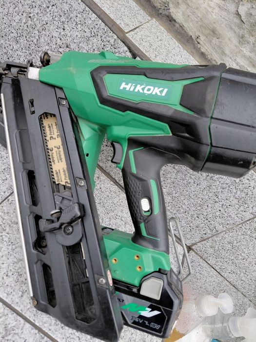 Hikoki NR 1890DBCL Пистолет за пирони