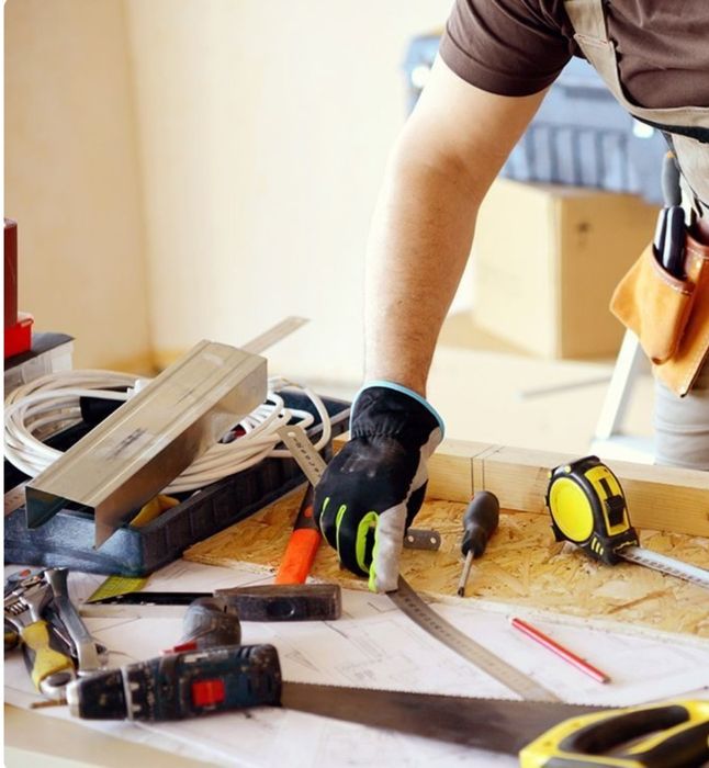 Монтиране и демонтиране на мебели .