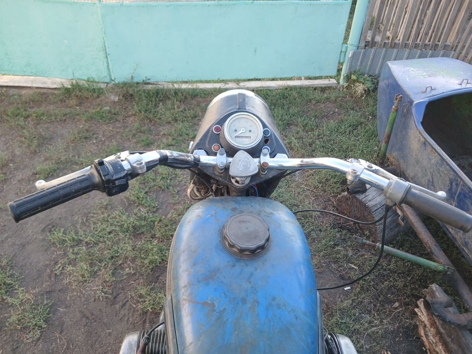 Продам мотоцикл урал
