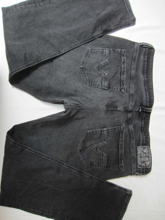 Blugi Diesel LARKEE,W40 L32,Talie=104cm,Lung=107cm,dreapti, ca noi