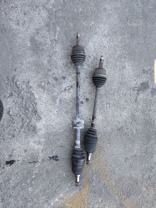 Полуоски за Alfa Romeo Mito