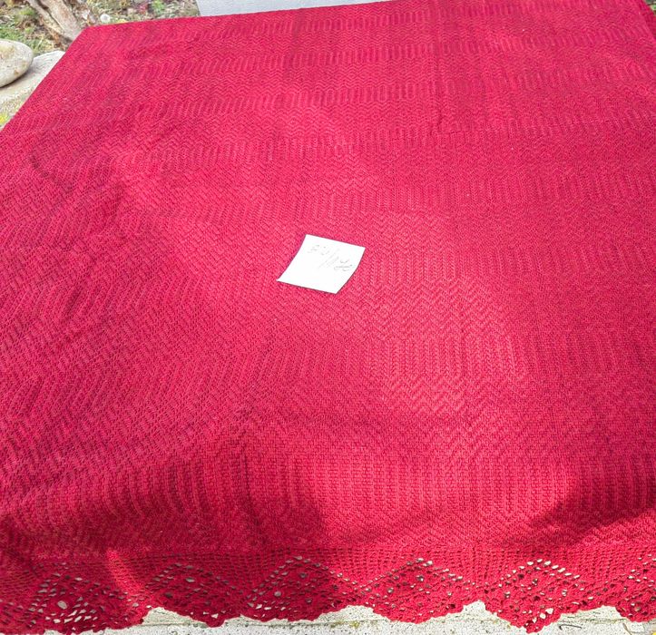 Ръчно тъкани килими, пътеки и губери