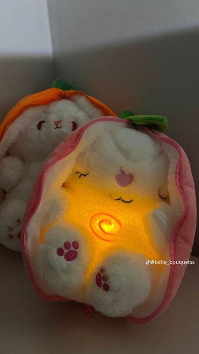 Зайчик в клубнике!!