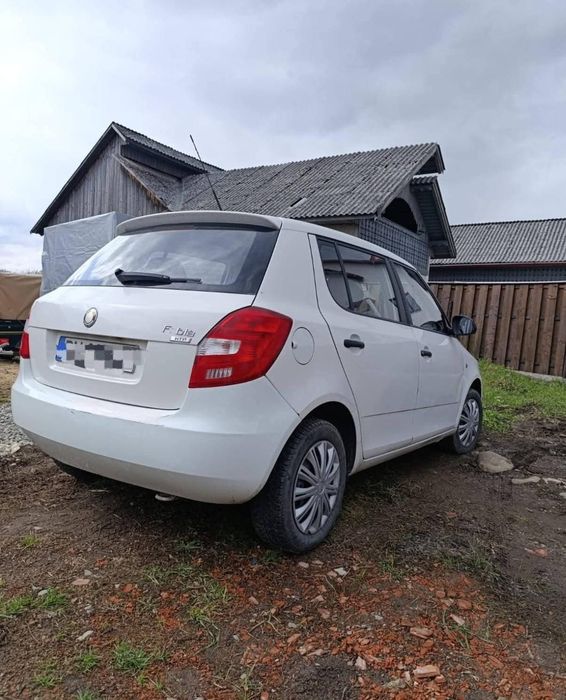 Vând Skoda Fabia