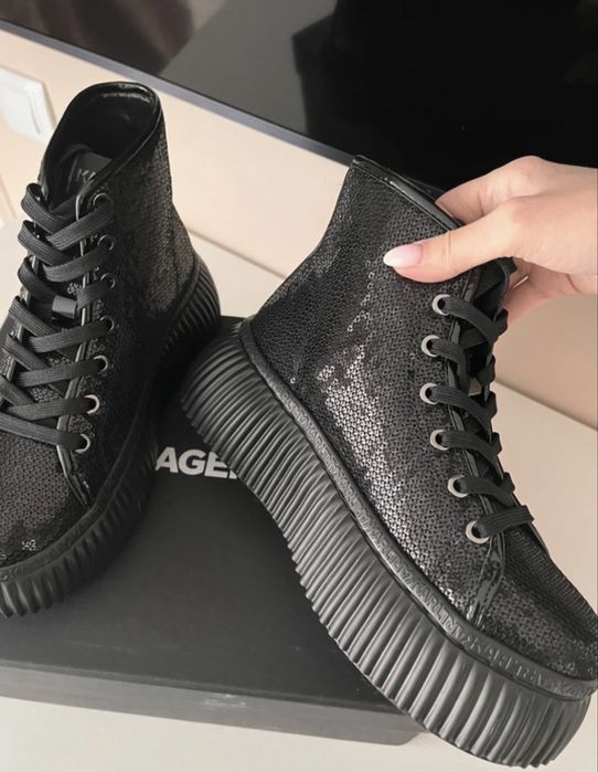 Ghete Karl Lagerfeld marime 36 noi