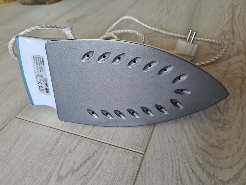 2 броя ютии, Philips, Sapir