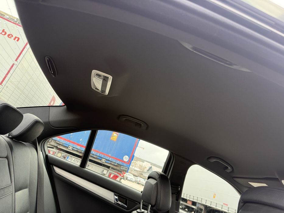 На Части w204 Mercedes C 250 CGi Бензин  *АМГ Пакет*