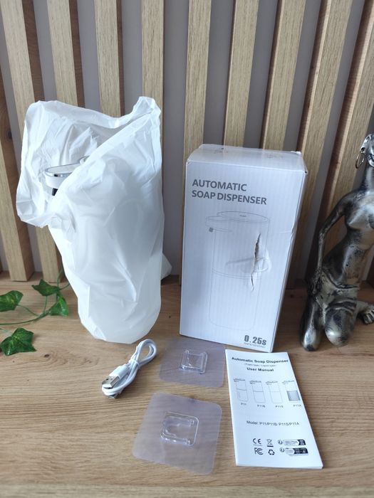 NOU Dozator sapun lichid 380ml reîncărcabil USB