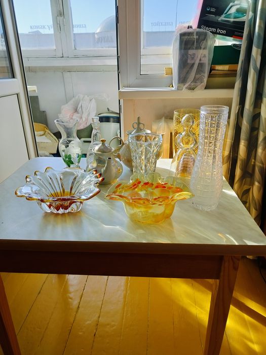 Продам вазы конфетницы чайники СССР