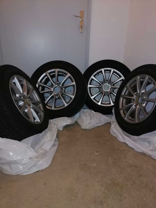 BMW Джанти  със зимни гуми R 16