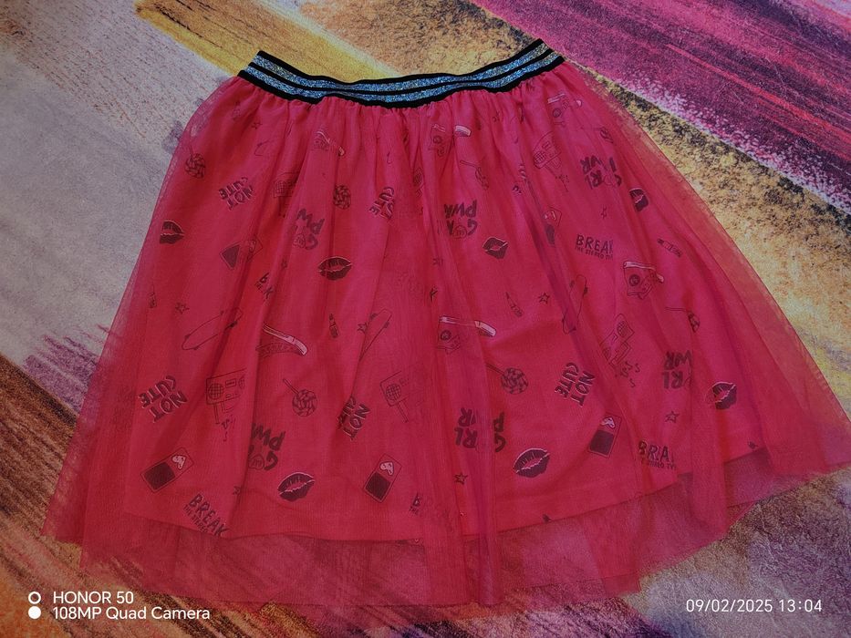 Тениски, поли, къси панталонки