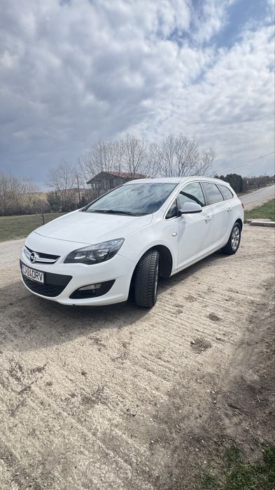 Opel Astra J 2015 , 1.6 Diesel , Impecabila Masina