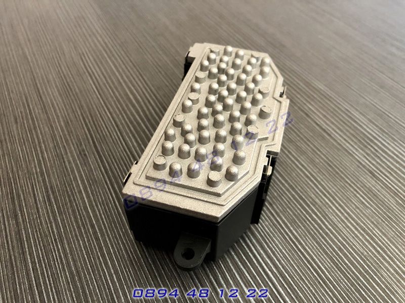 Резистор реостат парно AUDI A3 Q3 Q7 03-14 VW Golf Jetta Passat 05-12
