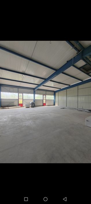 Hală, Spațiu comercial