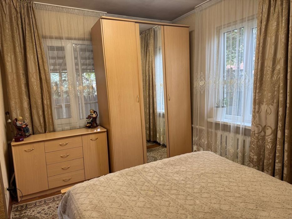 Спальный гарнитур