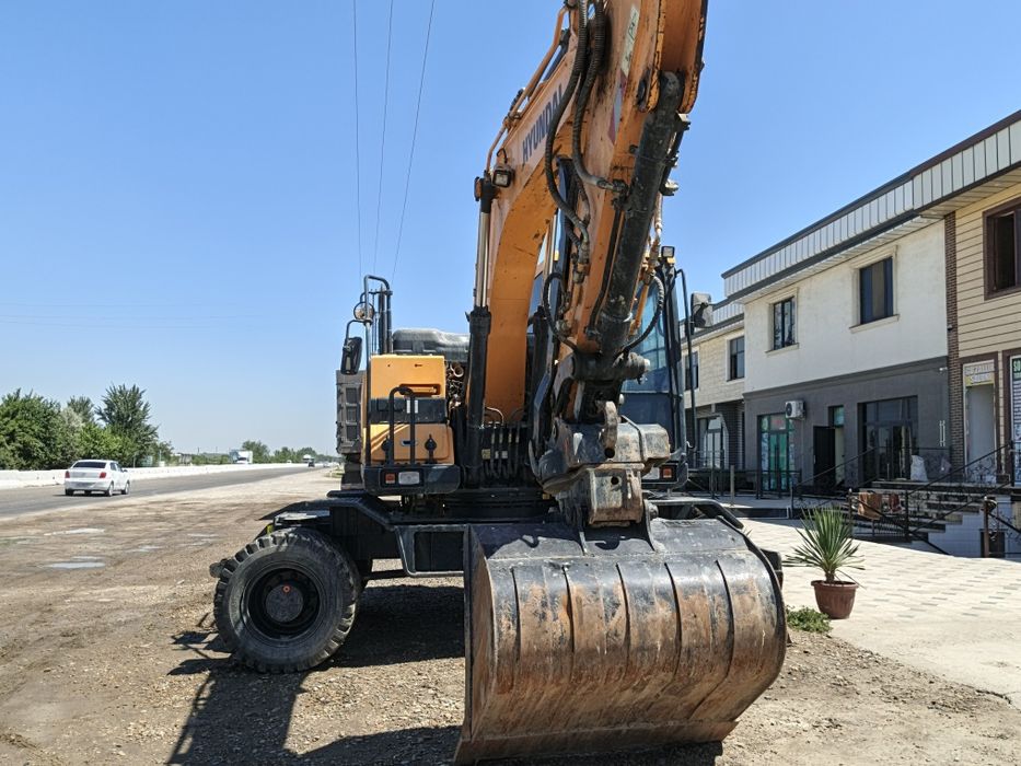 Excavator xizmati Buxoro bóylab