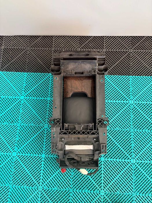 Cotiera fata spate Audi A8 d4 2010-2017 stare perfecta