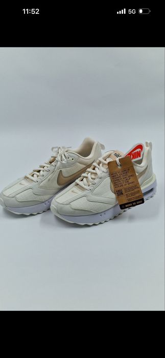 Кроссовки Nike новые