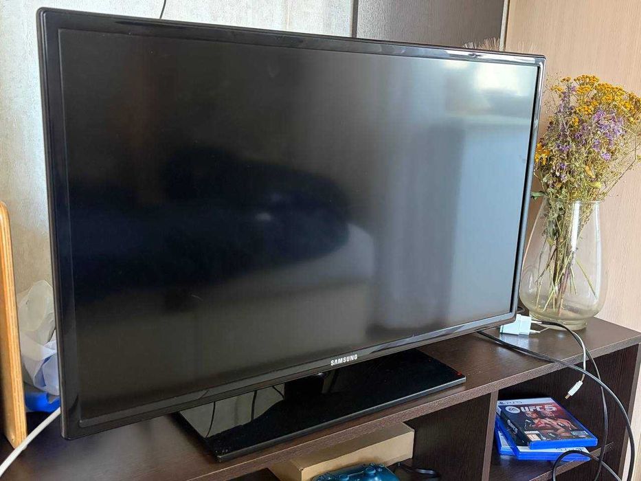Продаётся телевизор Samsung UE32EH4000W