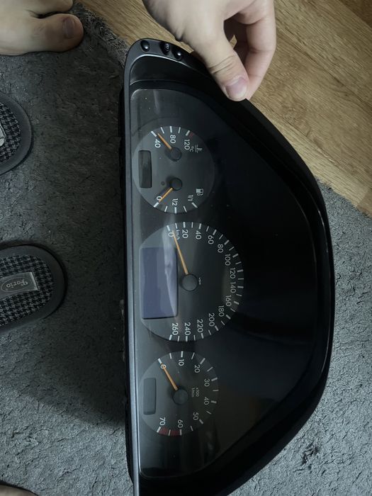 Щиток прибора w210 рест