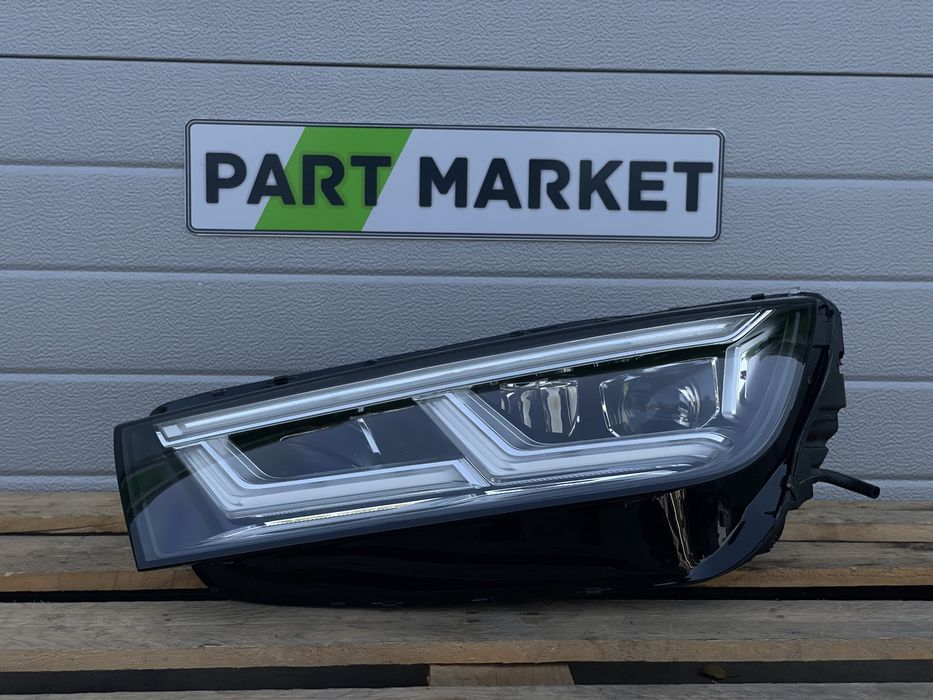 Ляв Фар AUDI Q5 SQ5 FY