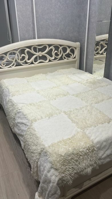 Продам  кровать  двуспальную