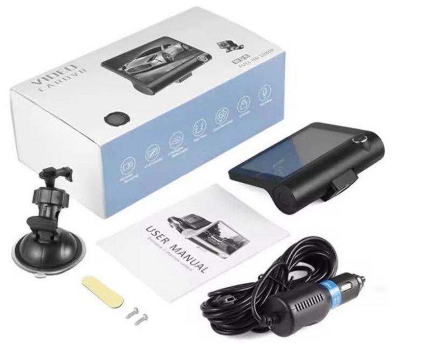 Cameră de bord HD cu 3 camere + card 32GB CADOU