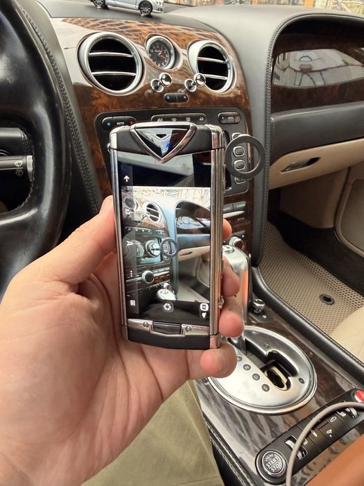 Vertu Constellation Touch Обмен на Дрон DJI