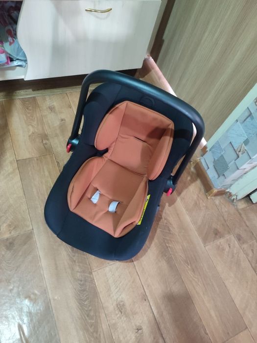 Продаю Коляску Трансформер