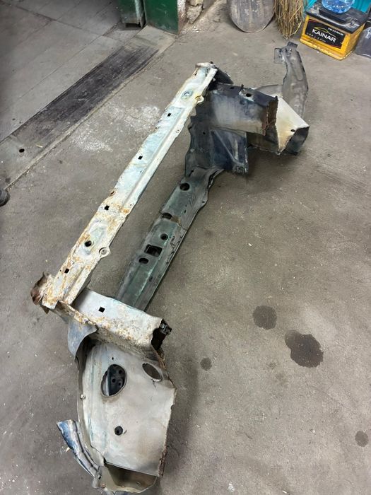 Продам телевизор на opel omega b