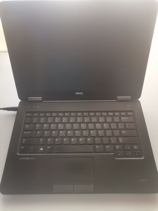 Laptopuri Dell funcționale dar și de piese