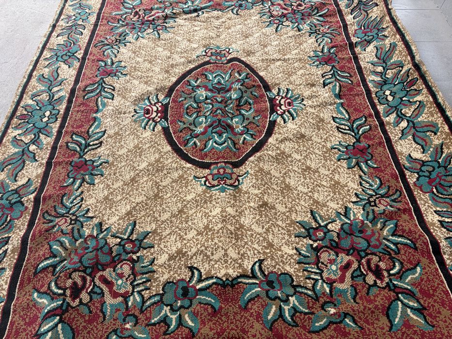 Продается ковер 2*3