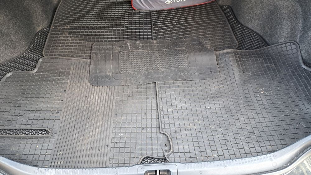 Продаются полики на Toyota Camry 50.