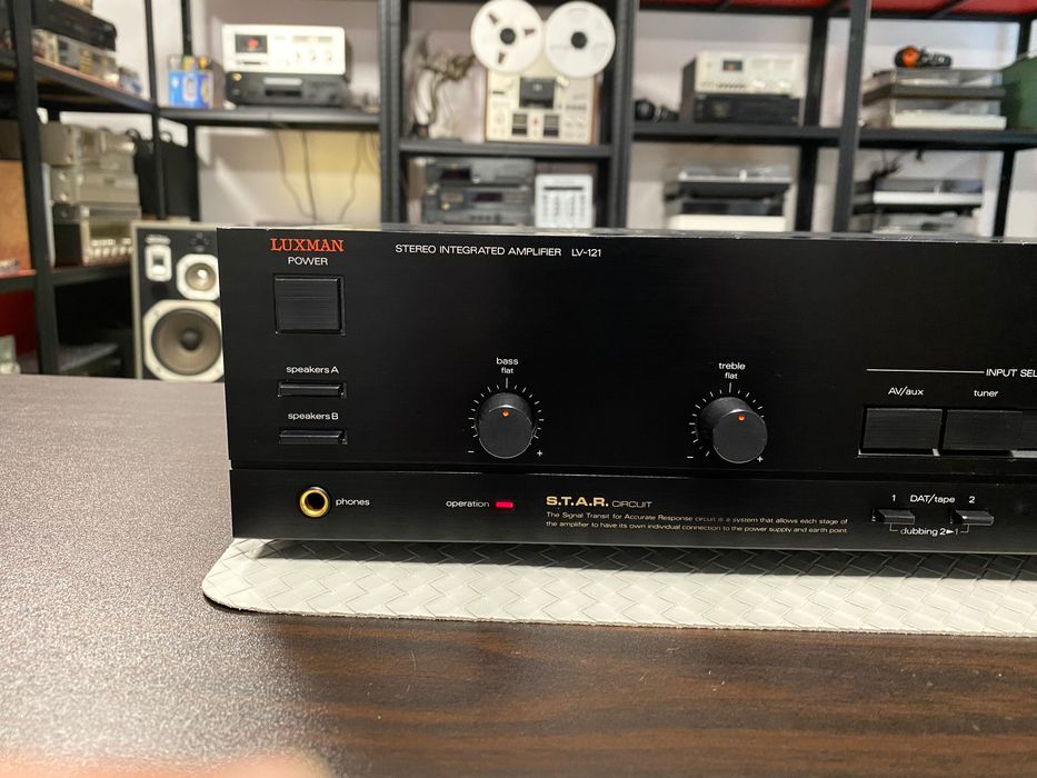 Качествен усилвател Luxman