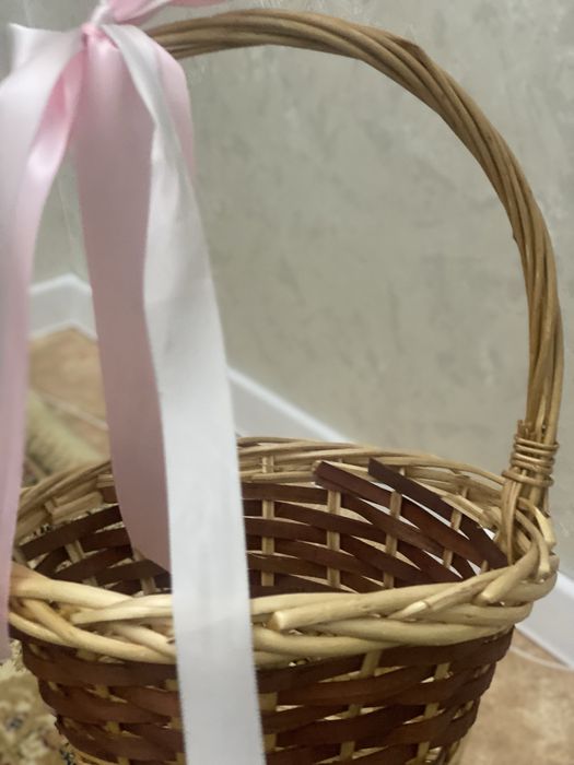 Корзина плетеная