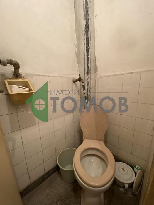 Продава се Тристаен апартамент в Шумен, Център - 120 кв.м за 817 €/кв.м - Снимка #6