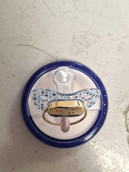 Детски биберон със златна капачка и дръжка - 8,46 гр.