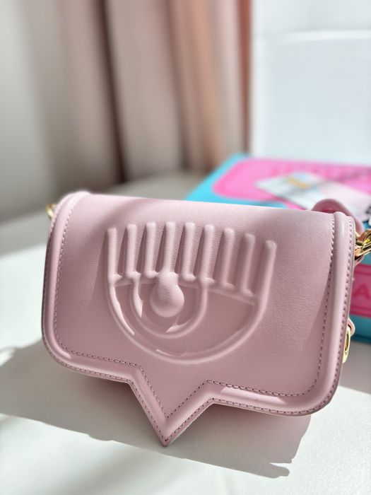 Geanta chiara ferragni