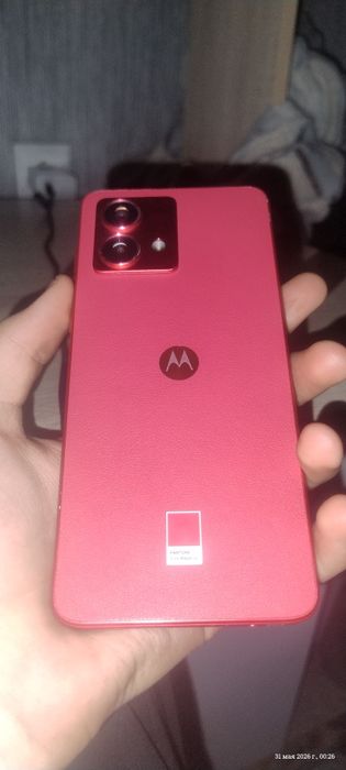 Продам телефон moto g85 5G новый