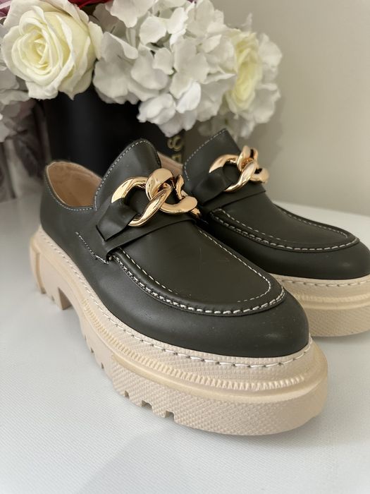 Продаю лоферы