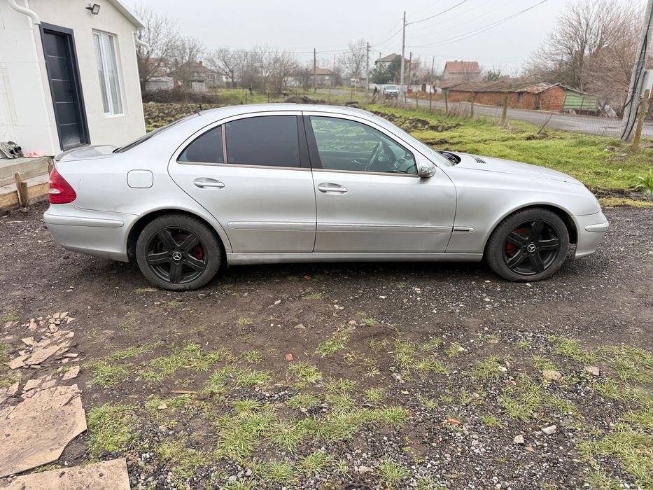 Mercedes 270cdi на части