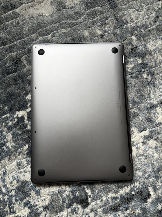 MacBook 13inch Touchbar 2017