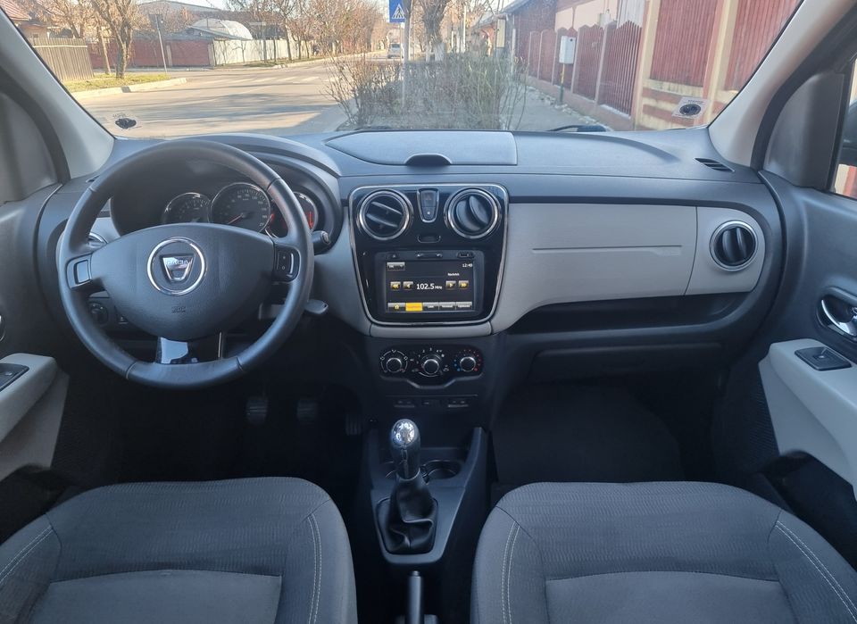 Dacia Lodgy 1.2 Benzina 7 Locuri An 2014