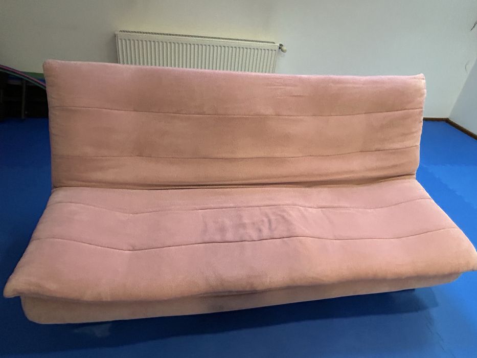 Canapea extensibila fimensiune 1,80 /1,20