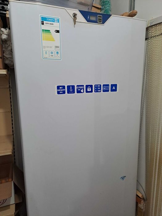 Прфесионален фризер