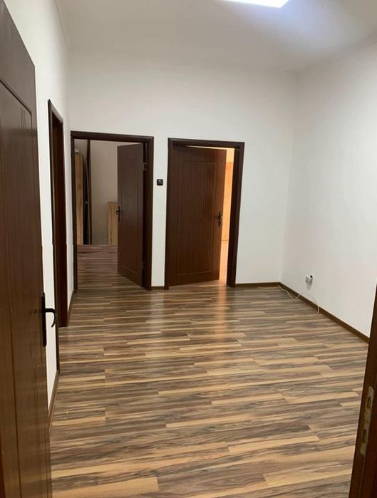 Дава се под наем Четиристаен апартамент в София, Център - 100 кв.м за 899 € - Снимка #7