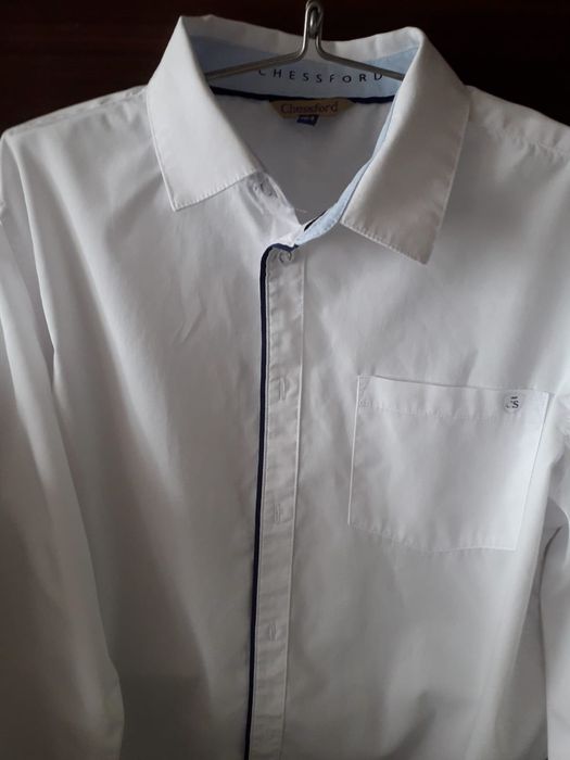 Школьные рубашки размеры разные  по 2000тг