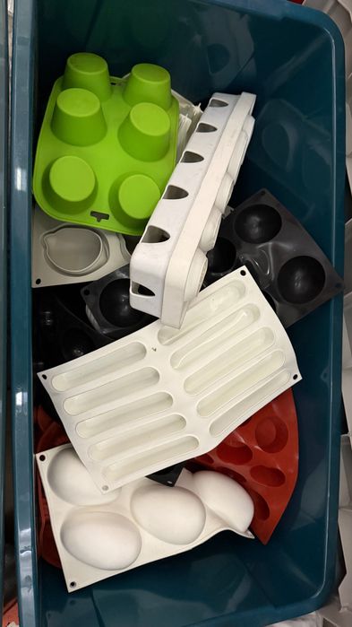 Мощный, крепкий Миксер - кухонная машина Kenwood