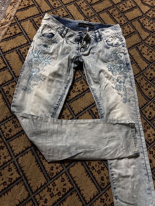 отдам женские вещи